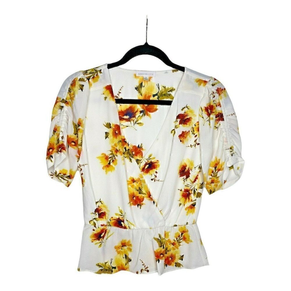 Socialite Blouse Size XS Women's Floral Short Sleeve V Neck Button Peplum Waist - Picture 3 of 7